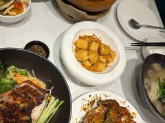 -美奈小馆·越南料理(中航城君尚购物中心店)