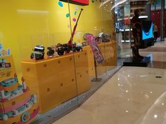-王府井百货熙地港店