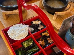 -勺子米线·云南传统小吃市集(四方街店)