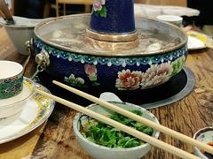 -毛辣果·贵州红酸汤牛肉火锅(西单店)