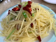 醋溜土豆丝-胖太太四川麻辣排骨串(镇江路分店)