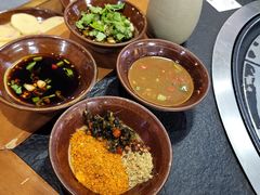 -阿山卓·野生菌火锅·纳西火塘烤肉