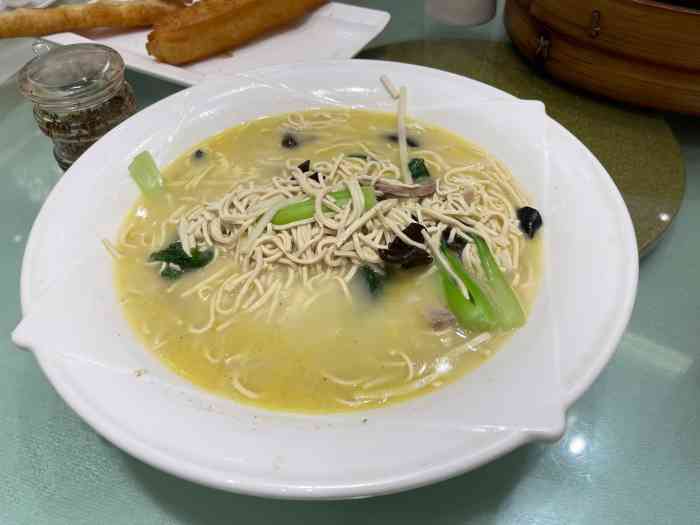 古月楼(明珠小区店)-"家门口的早茶店 前两天还去过 包子一般般.