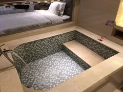 -兴芮温泉度假区