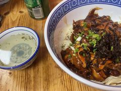 蛤蜊猪肝面-沪西老弄堂面馆(定西路店)