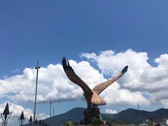 -巨鹰广场
