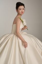 -乐派诗婚纱摄影