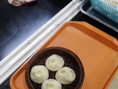 -老西白点心店