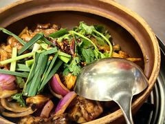 -胡须佬鸡煲四季火锅店(石厦西村直营店)