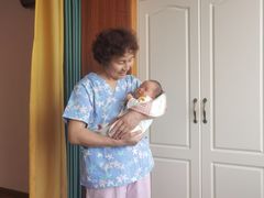 -爱贝佳母婴护理服务中心·月嫂育儿嫂(鲁迅路店)