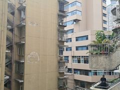 -白象居