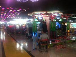 -蹦蹦乐园(南桥百联店)