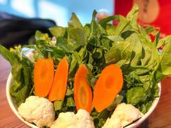 -野山舂·贵州现舂酸汤火锅(鸿通城店)