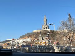 -采薇庄园四季滑雪场