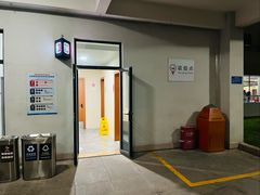 -浦东机场p4停车场