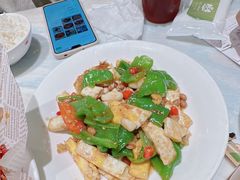 -孔雀云贵川·融合菜(长宁来福士店)