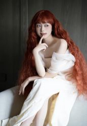 -不晚国际婚纱礼服
