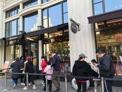 -lululemon(比斯特购物村店)