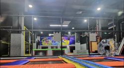 -蹦贝运动中心·蹦床·攀岩·闯关(龙岗店)