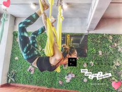 -舞佳舞空中瑜伽馆