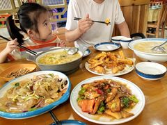 -鹤乡东北菜(崮山路店)