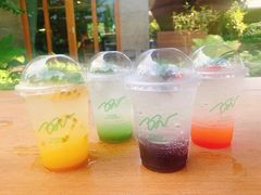 -Chom Cafe and Restaurant