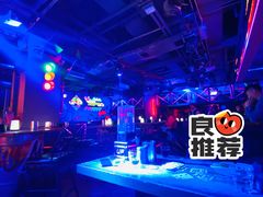 -UP嘻哈酒吧(粉巢店)