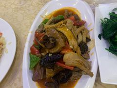 -维吾尔餐厅(宜山路店)