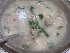 -标记美食新鲜猪杂(兴南大道店)