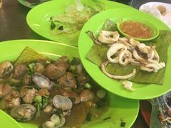 -明记烧鱼美味店