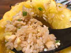 火烧冬阴功菠萝炒饭-烧货·活海鲜炭烧(湖滨商业街店)