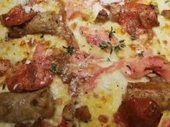 意式四肉荟萃披萨-玛尚诺Pizza&Bar(长泰广场店)