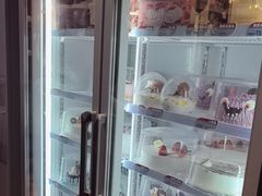 -DQ·蛋糕·冰淇淋(大宁国际商业广场店)
