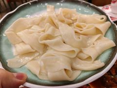 -清真·玛丽亚新疆菜主题餐厅(浙江中路店)