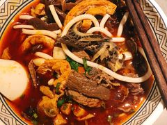-粉吖吖·邵阳米粉(体育西路店)