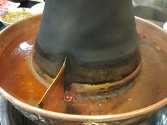 -楼外楼大刀肉传统火锅居(幸福街店)