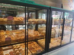 面包甜点陈列柜-圣安娜饼屋(信和广场店)