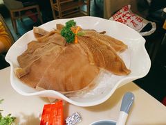 -左庭右院鲜牛肉火锅(浦江欢乐颂店)