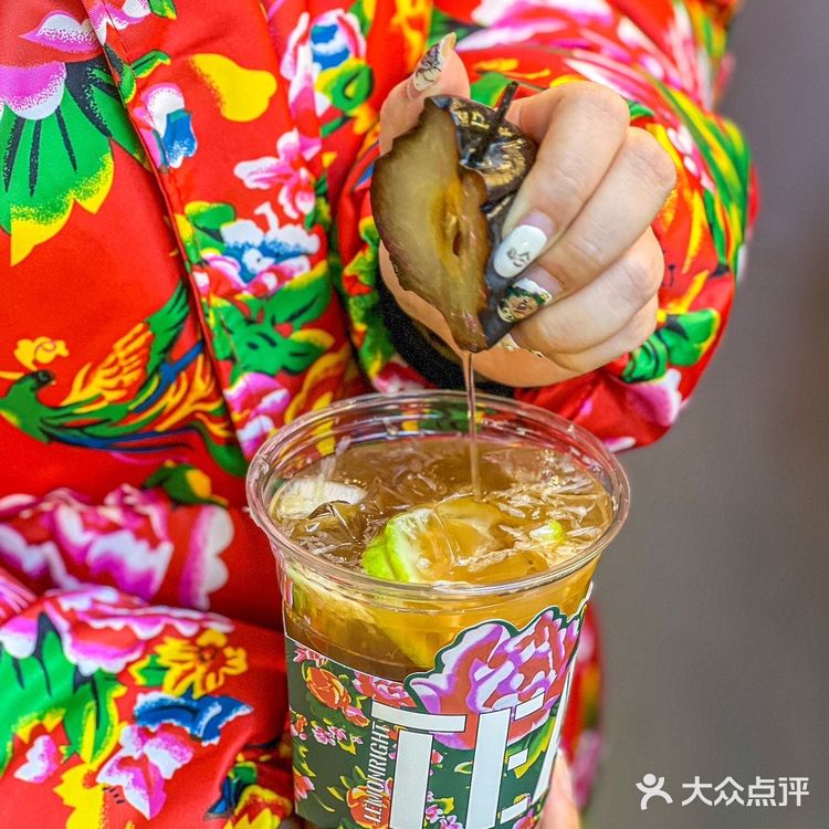 东北特色与柠檬茶的奇妙融合