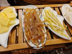 -亮欢寨酸汤鱼(沙冲路店)