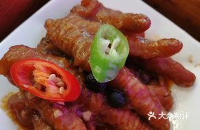 Steamed Chicken Feet with Ta豉