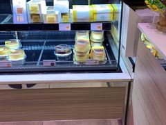 面包甜点陈列柜-巴黎贝甜(大宁国际商业广场店)