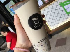 乌龙鲜奶茶-TPLUS茶家(上海商城南京西路店)