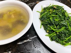 -乌文新澄海卤鹅店