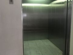 -百联南方购物中心·停车场