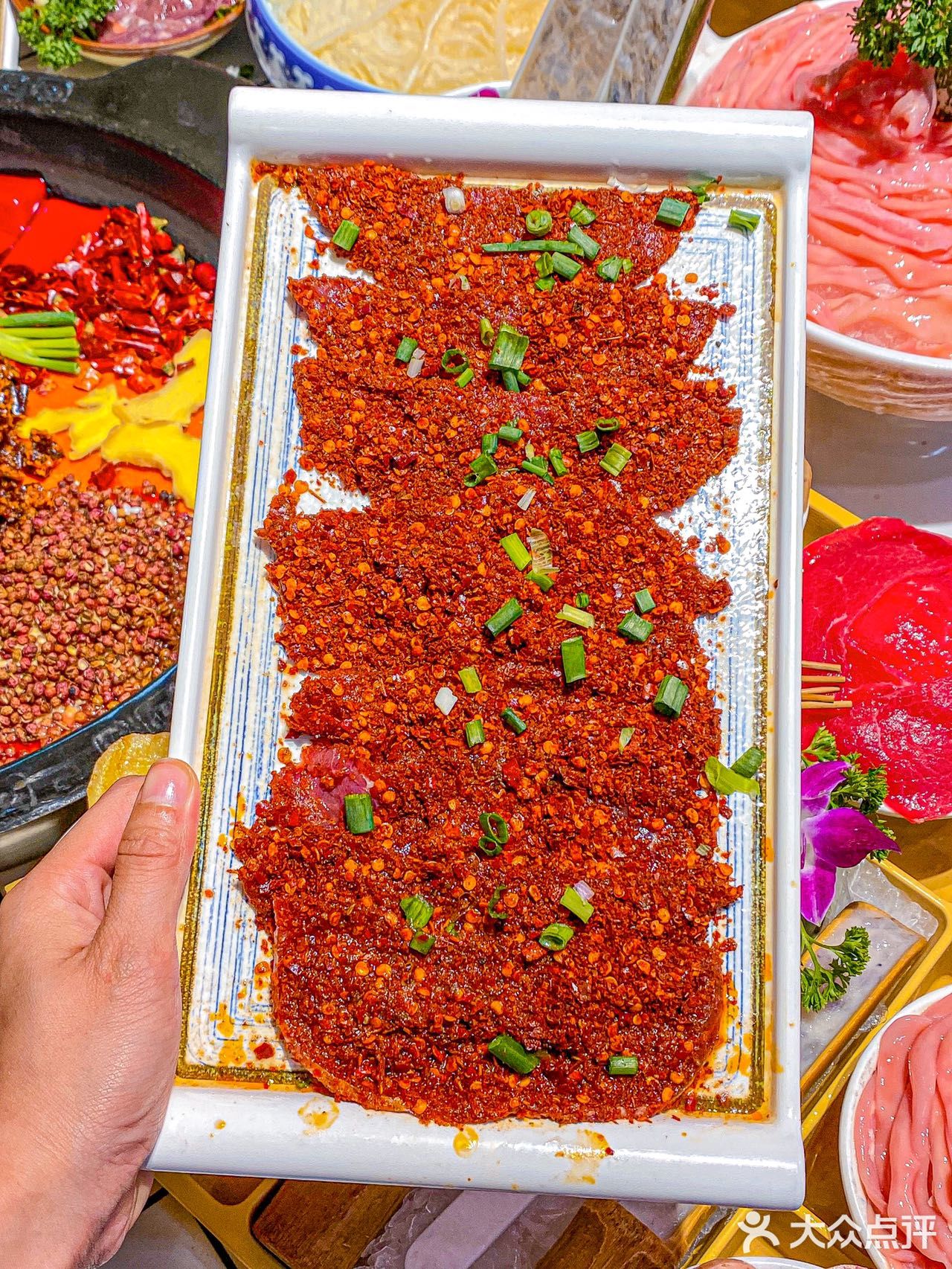 在火锅店吃冰沙卤味吃到爽⁉️体验感真的太绝