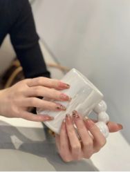 -赢韵美甲美睫瑞士净斑中心