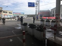 -七宝蔬菜农副产品综合交易市场-停车场