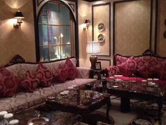 -白玉兰广场停车场