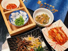 -山川小町·极番烧肉(新地假日广场店)